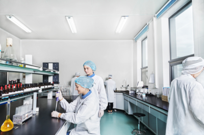 新乳業《社會責任報告》直擊 “兼利型”樣本拆解與生物科技研發的雙重探索